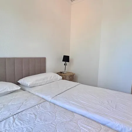 Carlton Vyb Apartman