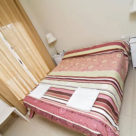 Carlton Vyb Apartament *