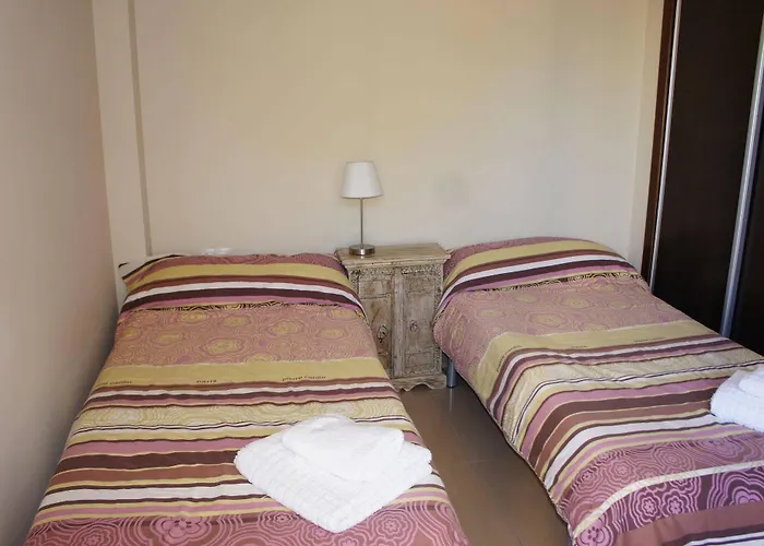 Apartment Apartamentos Carlton Vyb